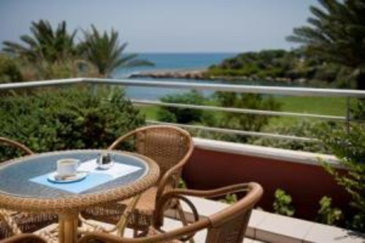 Sentido Kouzalis Beach Hotel Protaras Eksteriør bilde